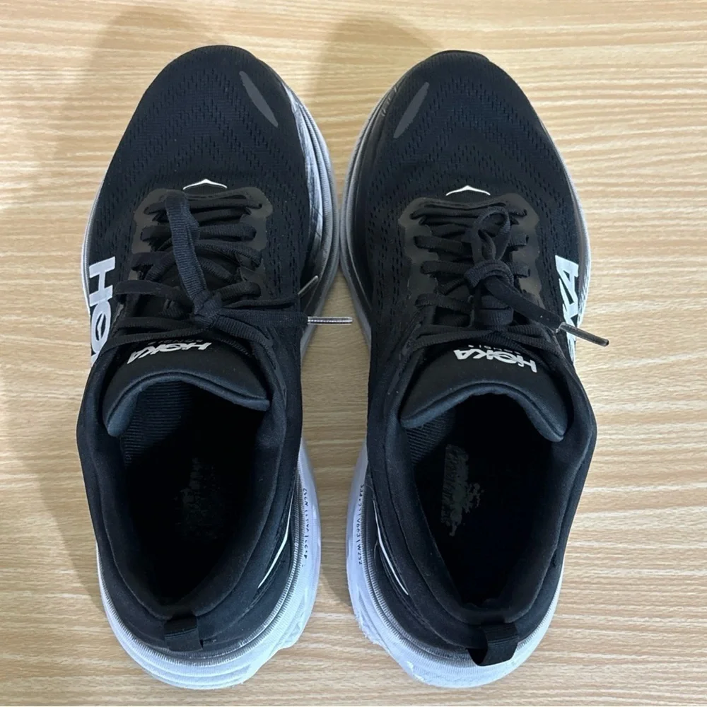 HOKA Bondi 8 Wide Women’s 11D Black White Running Shoes